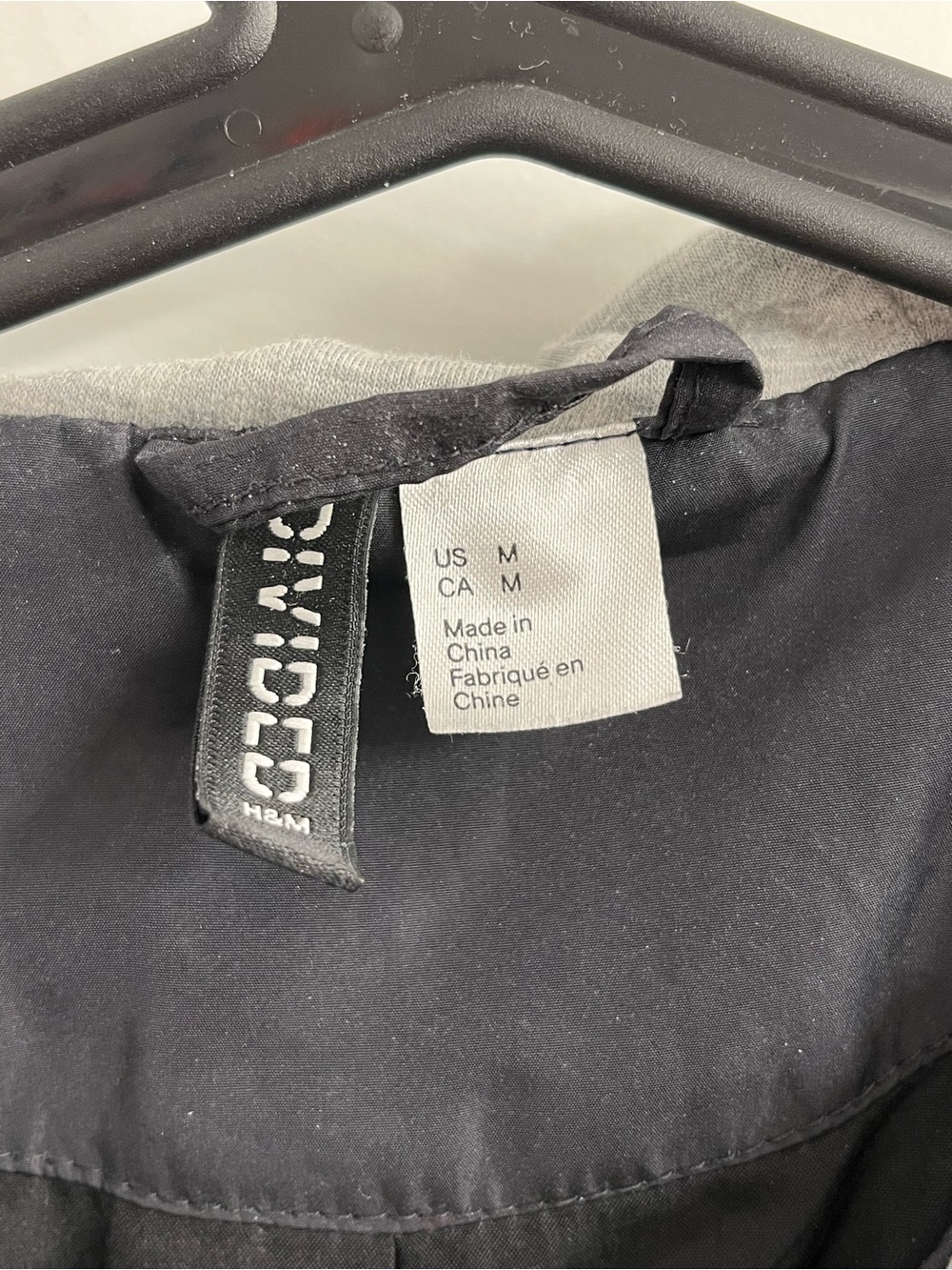 H&M Black Hooded Windbreaker Jacket with Grey Hood Lining - Picture 3 of 3